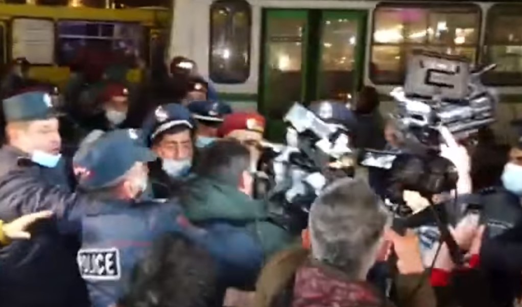 Armenia -- Police detain a cameramen of "Yerkir Media" TV, Yerevan, 01Dec2020